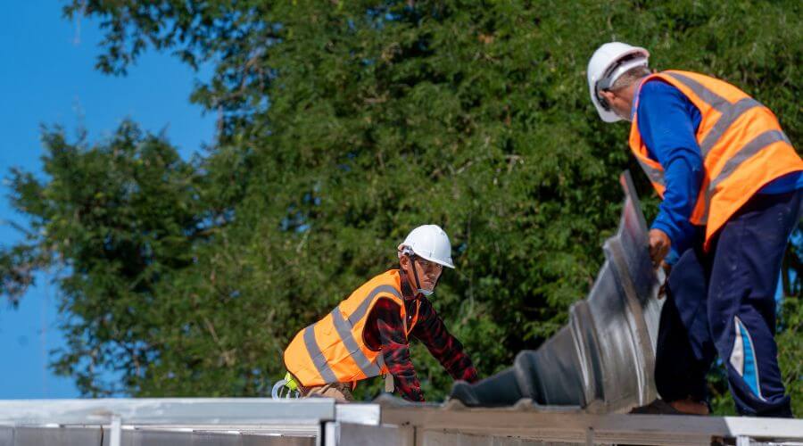 Professional new roof installation services in Lake Hamilton, FL